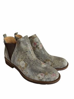 Sofft Bergamo Women's Leather Metallic Floral Gray Chelsea Ankle Boots Size 7
